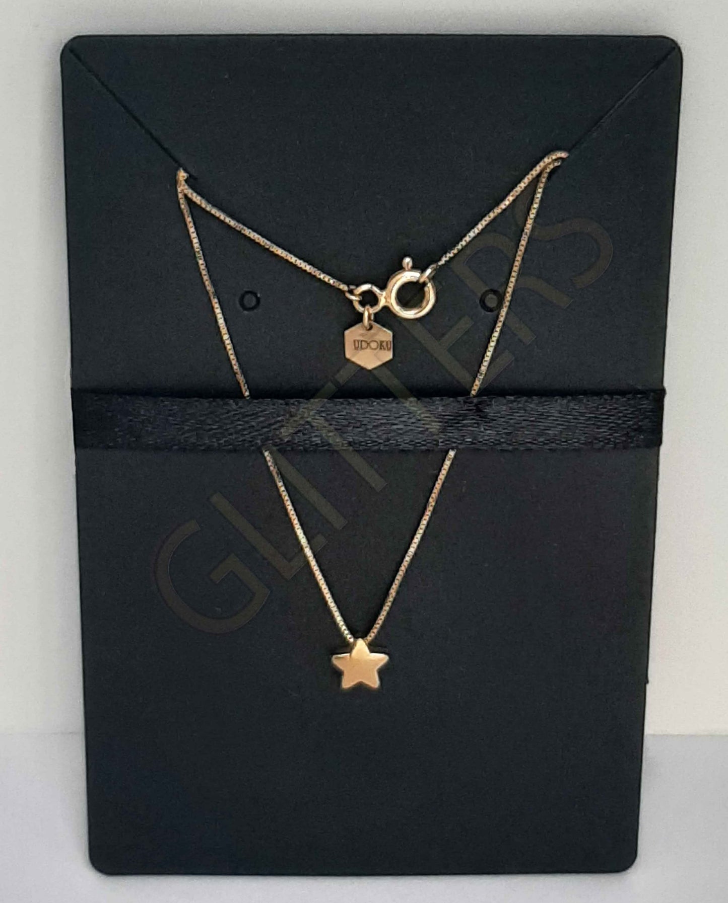 18kt yellow gold necklace Weight: 1.64g